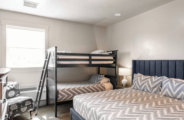 Sunrise Resort Room #302 | 0 Bed, 1 Bath