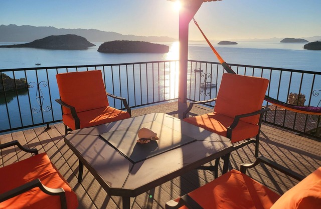 Sunrise Villa - Off-Grid Beach Villa w/ Best Views in Baja California!