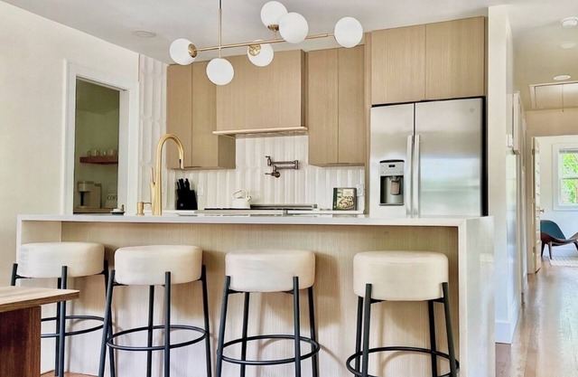 Sunroom Bliss, Dry Bar Delight, One Level, Walk-in Shower: Behind Duke Hospital