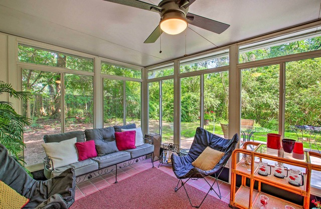 Sunroom & Yard: Charming Hot Springs Home!