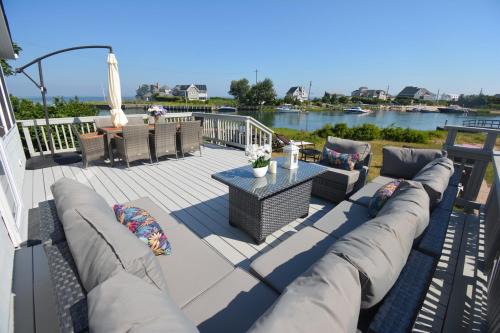 Sunset Beach House with 30ft Boat Dock in Shinnecock Southampton NY