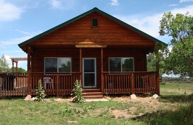 Pine Ridge, 3 BR Cabin # 4 (in der Nähe von Moab, UT)
