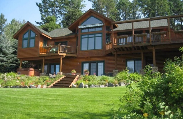 Sunset Cabin - Flathead Lake, exquisites Blockhaus und Gästekabine