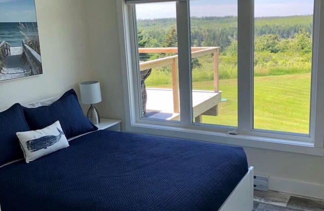 3 Bdrm, Executive-Class-Haus in Colindale Beach Villas