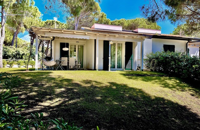 Sunset Holiday Villa im San Pietro Kieferwald