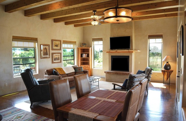 Sunset House- Incredible Mountain and Sunset Views in lovely Arroyo Seco