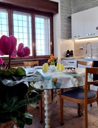 Sunset house Roma