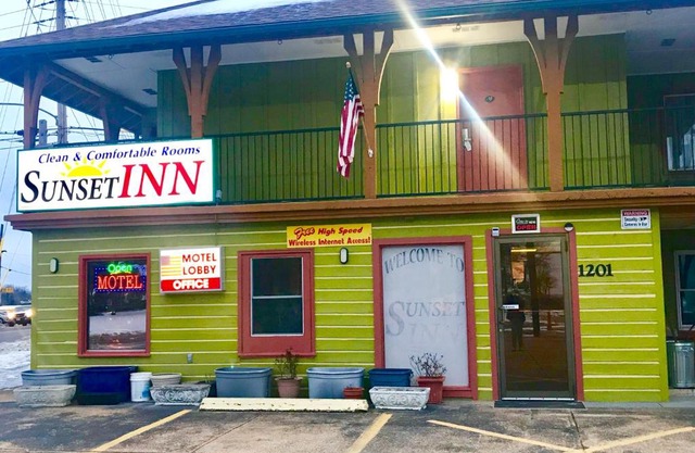 Sunset Inn-Rolla