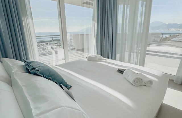 Sunset - Lilibeth Luxury Suites