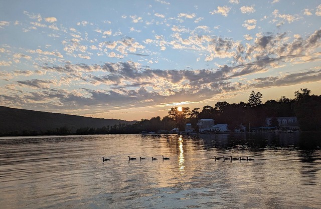 Sunset Lover's Dream! Lakefront Cottage on Otisco!