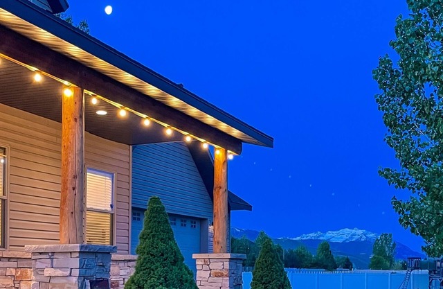 Sunset Mountain Views | Spa | Game Room | Traeger | Pets | MTB/Golf/Reunion