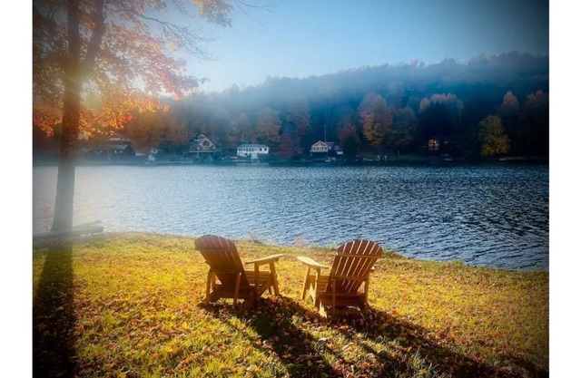 SUNSET OASIS AT PAGE LAKE