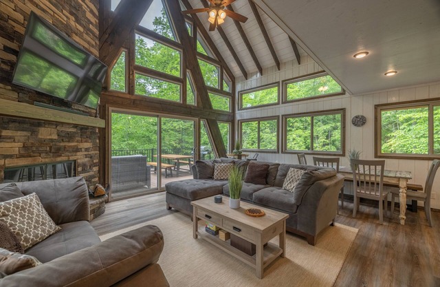 Sunset Ridge Hideaway by Innsbrook Vacations!