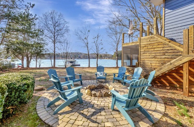 Sunset Ridge Lake Front Retreat