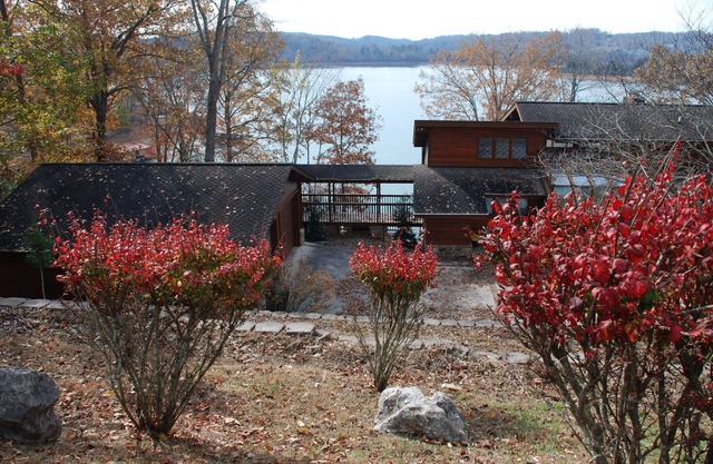 "Sunset Shores" Privates Blockhaus am Seeufer im Deerfield Resort für 16 Personen