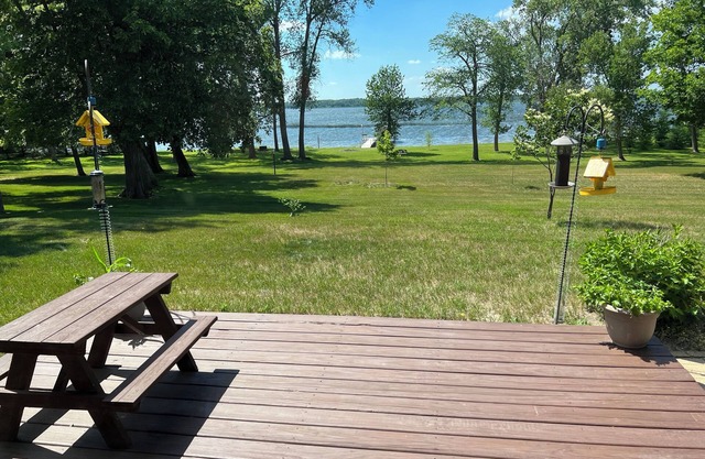 Sunset Views, 330 ft of Sand Bottom Beach & Huge Lawn on Hidden Gem Walker Lake