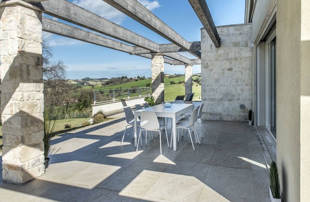 Sunset Villa - San Germano, wonderful villa with panoramic garden