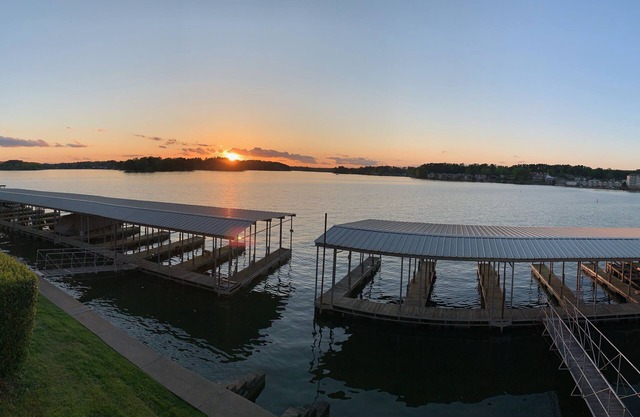 "Sunsets on Hamilton" Lakefront Condo!