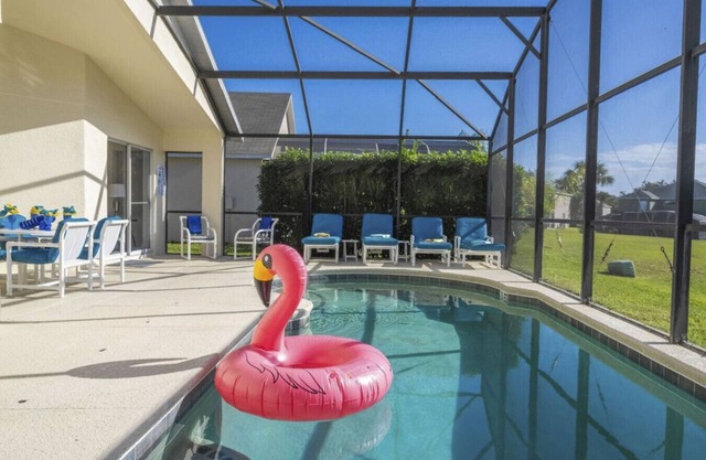 Sunshine Escape Orlando 20 minutes From Disney