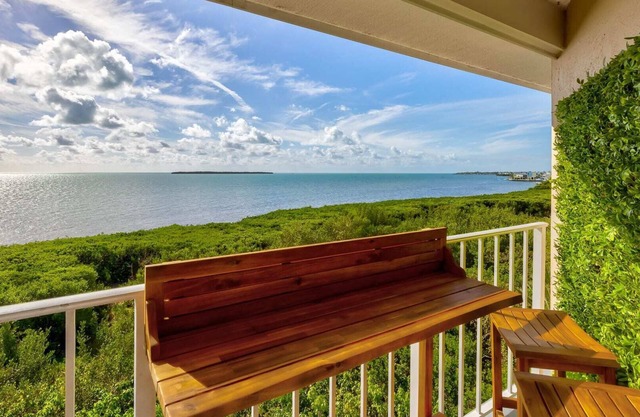 Sunshine Paradise Key Largo Ocean Pointe 4402