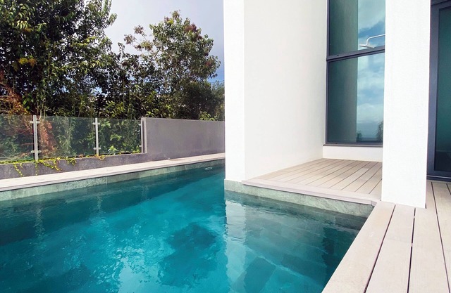 Sunshine Villa with Optionally Heated Pool 150m above Ocean & Sandy Beach