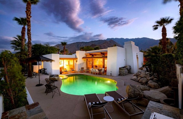 Sunsplash Retreat - Pool with Mountain Views
