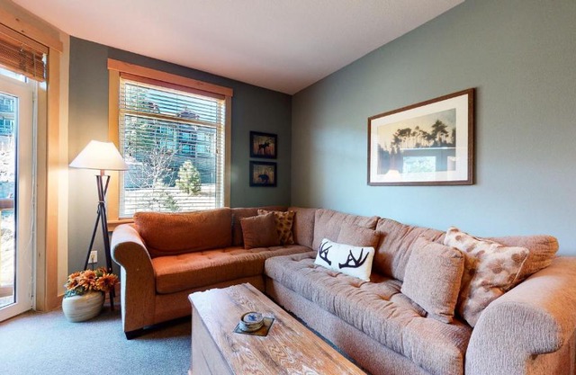 Sunstone #206 Condo