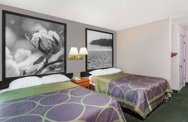 Super 8 by Wyndham Athens