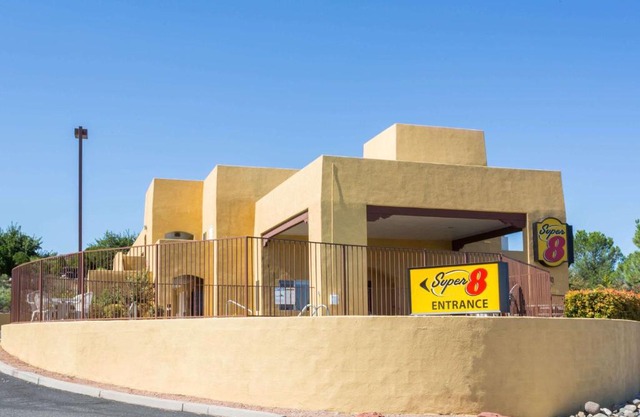 Super 8 by Wyndham Cottonwood