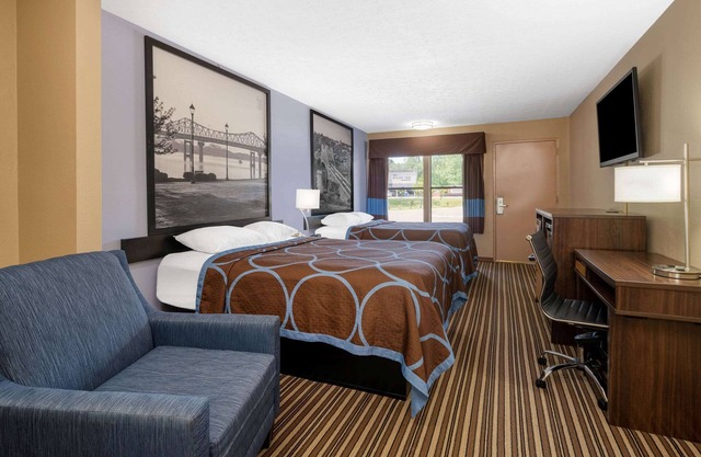 Super 8 by Wyndham Gadsden AL