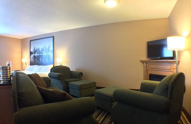 Super 8 by Wyndham Kenora