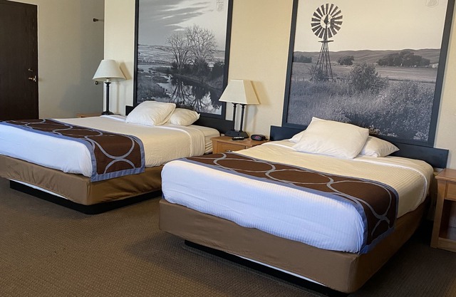 Super 8 by Wyndham Ogallala