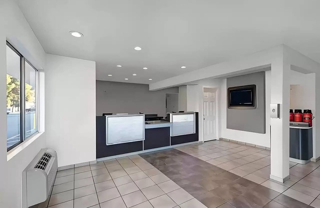 Super 8 By Wyndham San Jose