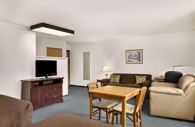 Super 8 by Wyndham Williams Lake BC