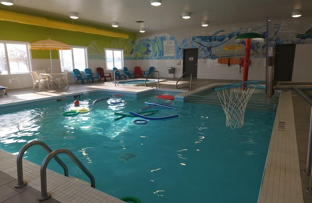 Super 8 by Wyndham Winnipeg East MB