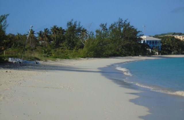 BEEINDRUCKEND!! SPLENDID BEACH APT Slps 8+ & KOSTENLOSER MINIVAN! DIREKT AN DER SUPER HOOPERS BAY