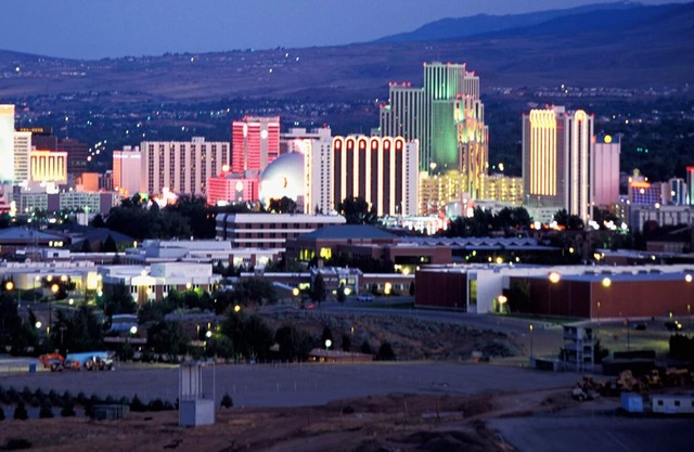 Super sauberes, preiswertes Apartment, nur wenige Minuten von Downtown Reno entfernt