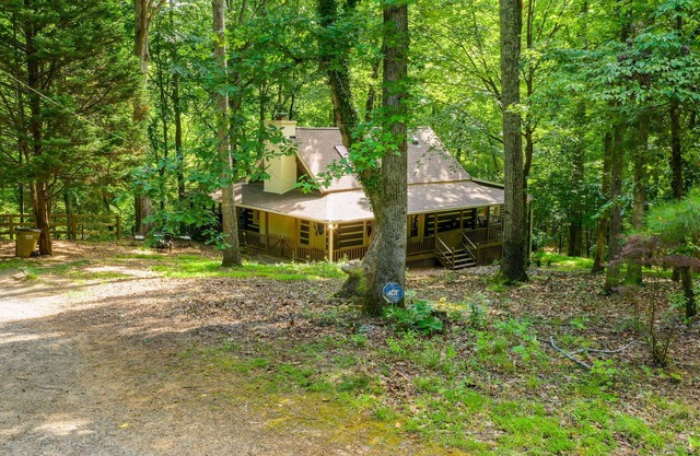 Super Cozy,Rustic 2bd/2ba/ 10 cleaning fee