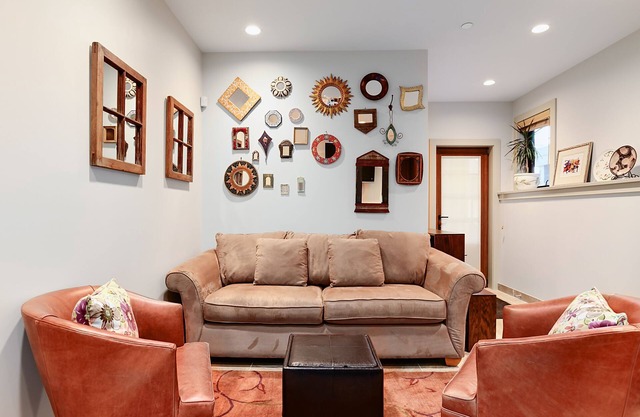 Super cute 2 bedroom suite in Point Grey