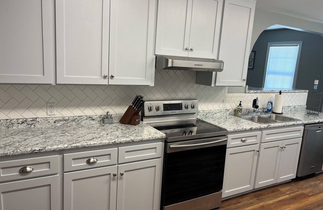 Super Cute Cozy Cottage Close to Downtown Thomasville