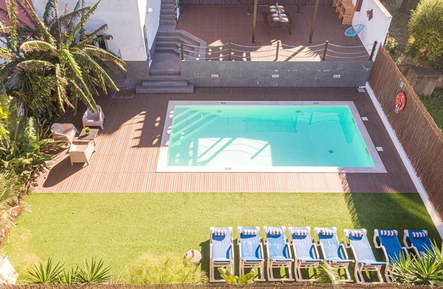 Super Lisbon Coast Villa | 4 Bedrooms | Villa Assenta | Fantastic Sea Views | Foosball