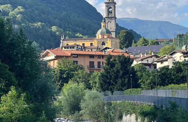 Superb 2-bedroom apartment with WiFi in Edolo