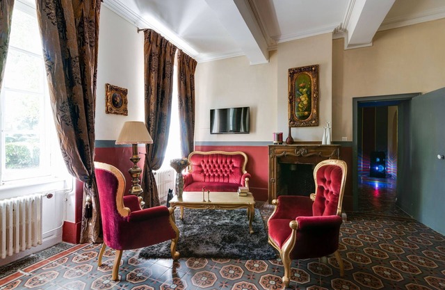 Herrliches Schloss in der Nähe des Canal du Midi