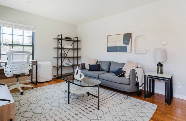 Superb San Jose 1BR w/ Parking & W/D, nr Parks & Dining, by Blueground