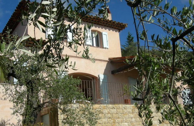 Fantastische Villa mit Panoramablick auf die Bucht von Cannes