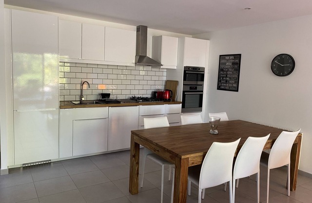 Superbe Appartement "les Glycines"