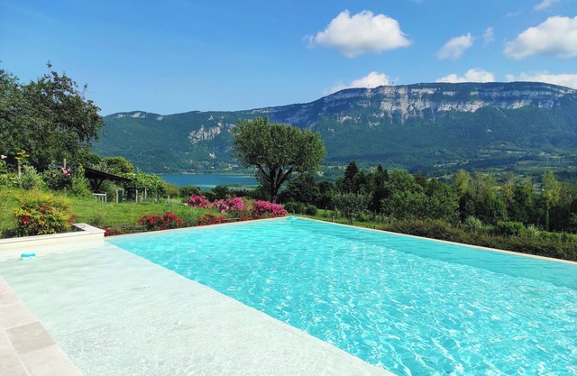 Superbe appartement 2 chambres / Lovely 2 bedrooms with terrasse TOUSHITA