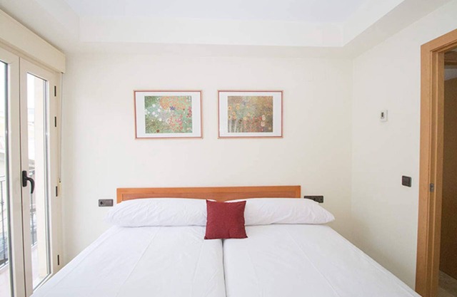 Superior 2 Bedroom apartment with balcony. VIV 21