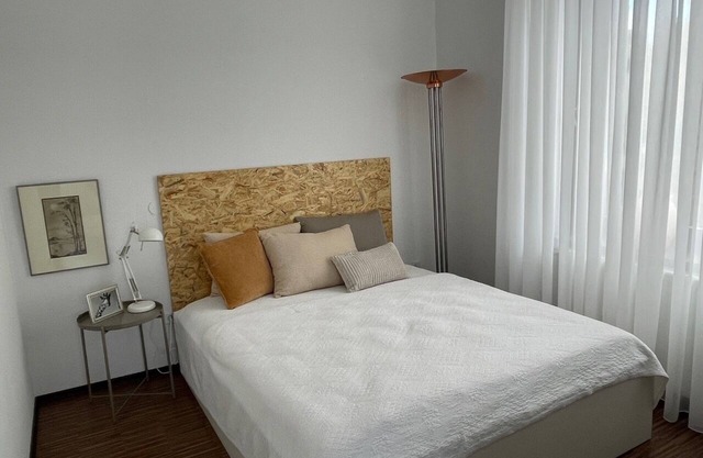 Superior Apartment: City location Museums Castles Phantasialand shuttle on the doorstep