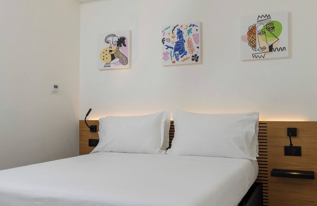 Superior-Doppel- oder -Zweibettzimmer mit Balkon